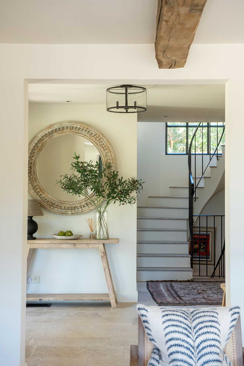 David Price Design Architecture Nouvelle maison Escalier du salon Cassis intérieur