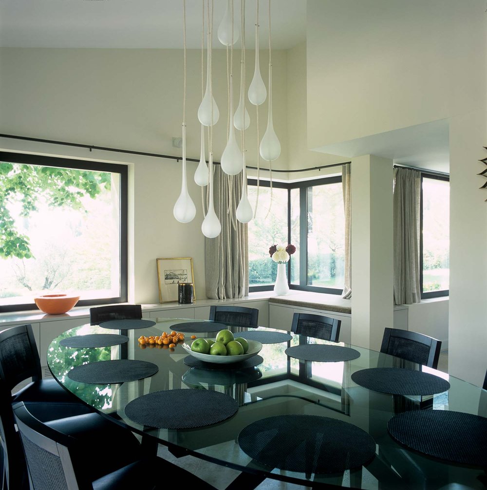 contemporary villa mouans sartoux dining