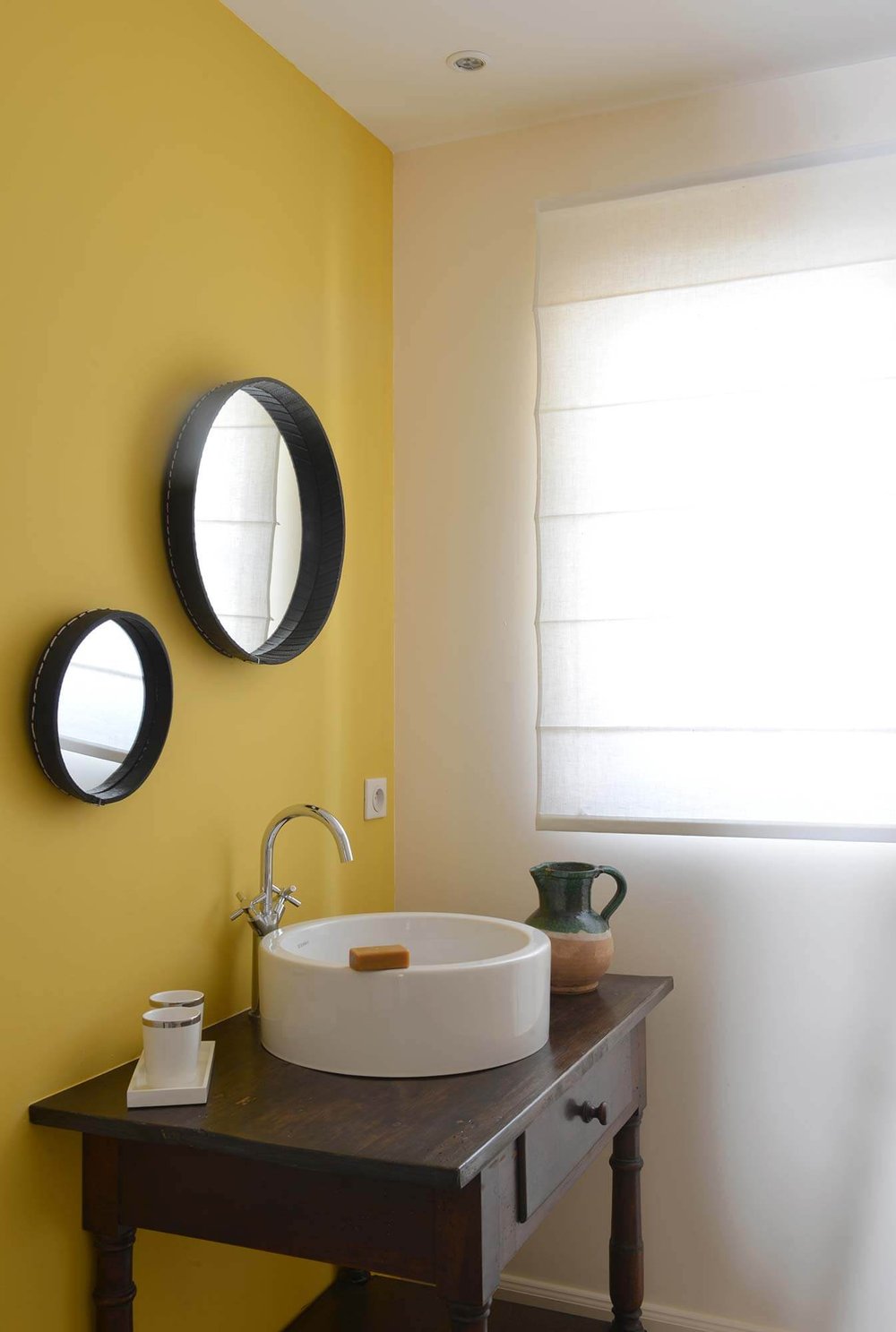 ferme st remy salle de bain jaune